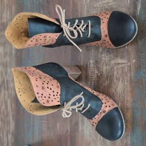 Brako Floral Perforated Tan & Black Leather Heeled Ankle Boots - Women's 38/7.5